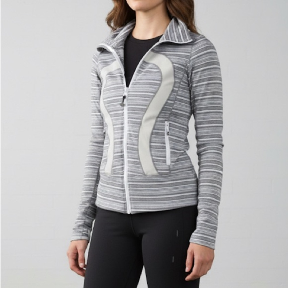Lululemon Woman White Gray Striped Zipper Up Jacket Size 4